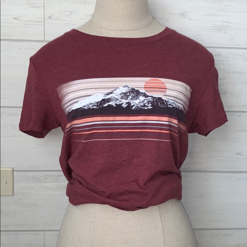 Mountain Maroon Graphic Crewneck Tee